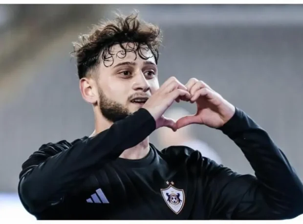 image-01kh381sk35vk6a6k3c3hzvrb6-large