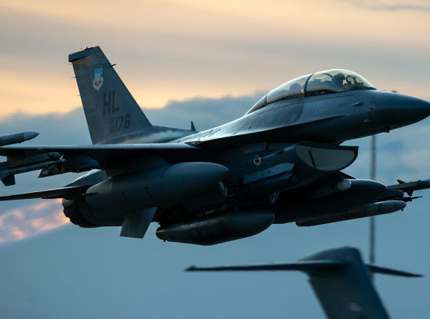 image-f-16-fighting-falcon