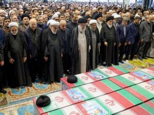 image-xamenei-cenaze-namazi-1