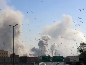 image-05iran-live-tehran-second-school-top-bwqv-articlelarge