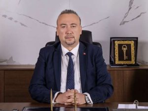 Bələdiyyə sədri 21 yaşlı qızla tutuldu - VİDEO
