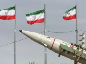 İranın ABŞ bazalarına buraxdığı "AĞIR RAKETİ"