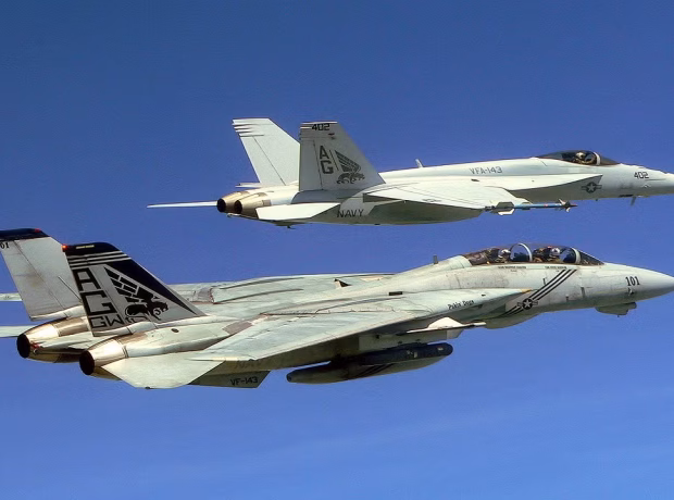 image-image-2-fa-18ef-super-hornet-strike-aircraft