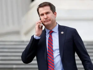 image-16pol-moulton-kvbh-articlelarge