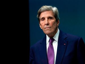 image-240113162356-01-john-kerry-12-06-2023