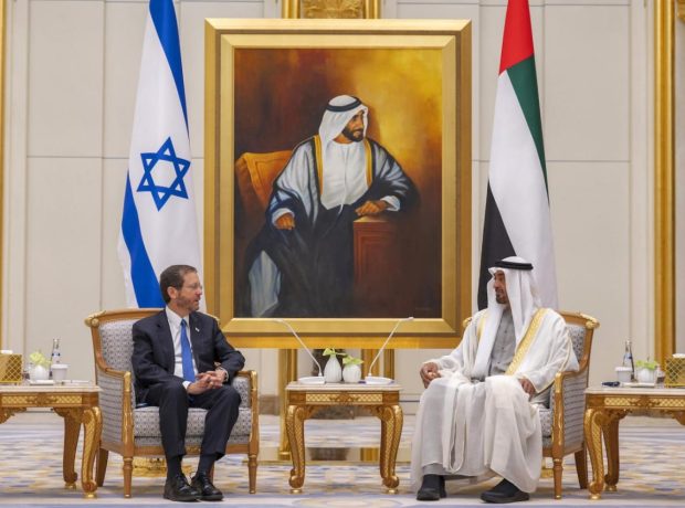 image-5954147221995458496