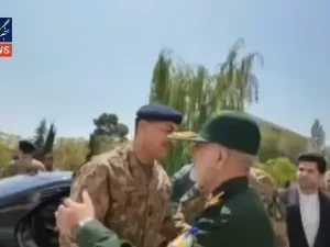 image-coas-asim-munir-met-with-the-commander-of-irans-khatam-al-v0-nmnhmhzsathla3znmqeaqipjzayceg2jmparkk97wy4sc30carhcayhdmxsj