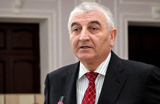 image-mezahir-penahov-750x403