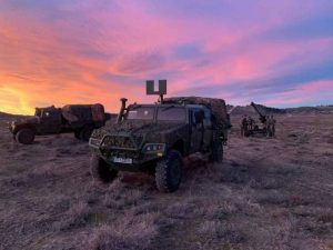 image-new-uro-vamtac-light-artillery-tractor-for-spanish-army-paratrooper