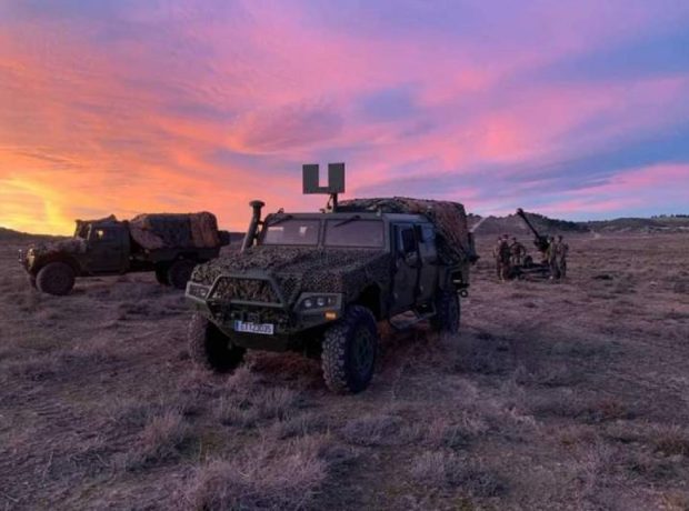 image-new-uro-vamtac-light-artillery-tractor-for-spanish-army-paratrooper