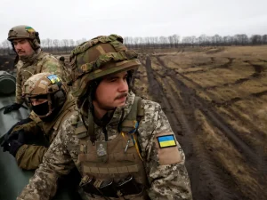 image-2022-12-27t124447z_1744629547_rc2ody9zvvq4_rtrmadp_3_ukraine-crisis-bakhmut-frontline-scaled