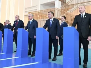 image-eliyev-turk-liderler-700x403