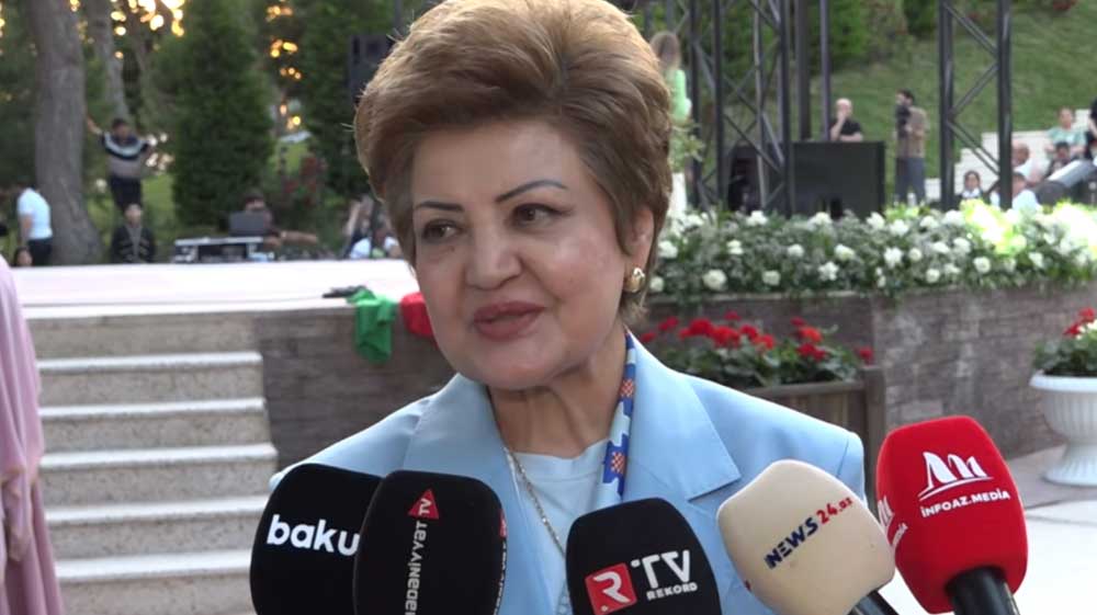 TƏNZİLƏ RÜSTƏMXANLI