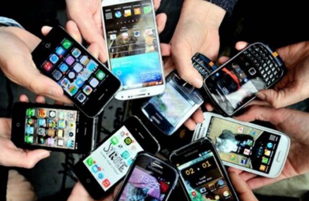image-telefon887-768x403