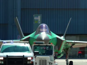 image-first-lockheed-martin-f-35a-for-germany-is-nearing-v0-n1rj8alrh1kh1