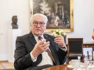 Almaniya Prezidenti Frank-Valter Ştaynmayer