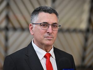 İsrail XİN başçısı Gideon Saar 