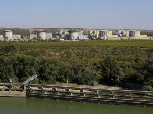 image-romania-will-shut-down-its-second-nuclear-reactor-on-the-danube-river-on-thursday-three-days-after-decades-low-river-levels-forced-it-to-shut-down-the-first