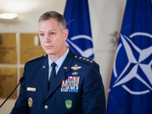 general Aleksus Qrinkevik